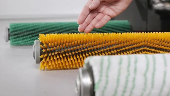 Cylindrical Nylon Industrial Roller Brush For Conveyor Belt Cleaning
