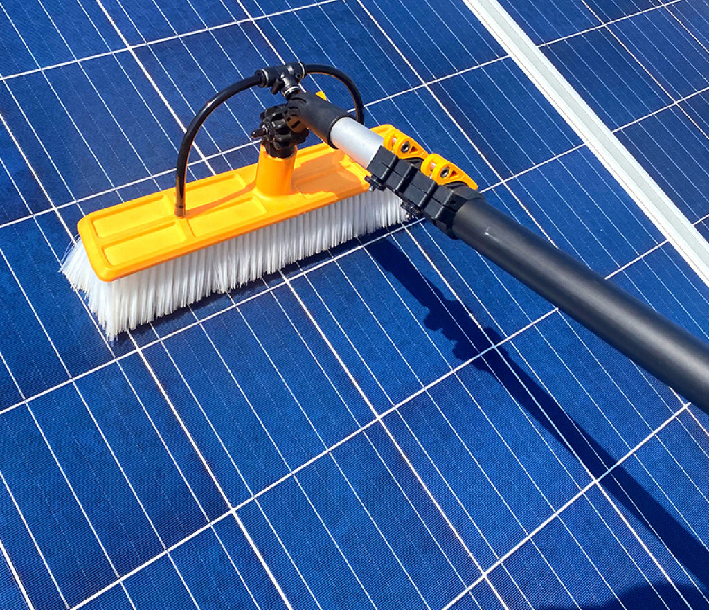 Solar Panel Cleaning Brush For Roof With 6m Pole